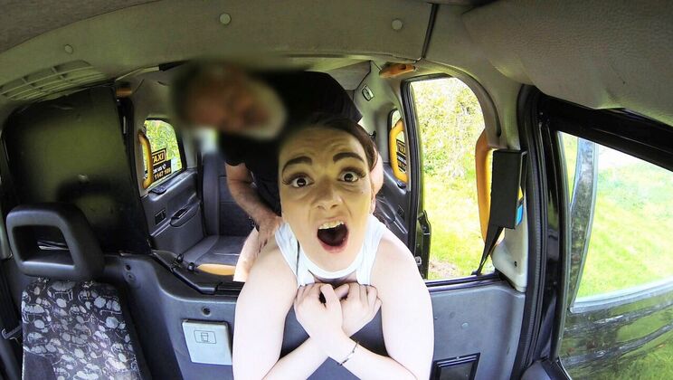 Taxi Ride with Blowjob and Pussy Licking