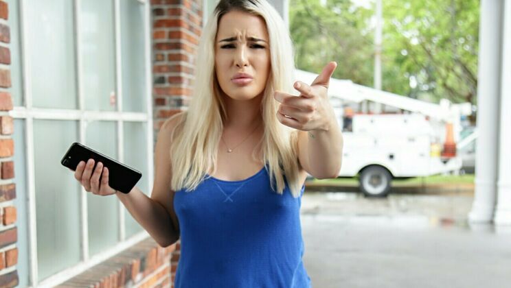 [PublicPickups] - Garage Fucking: Curvy Blonde and Tyler Steel - Tyler Steel - Mila Marx