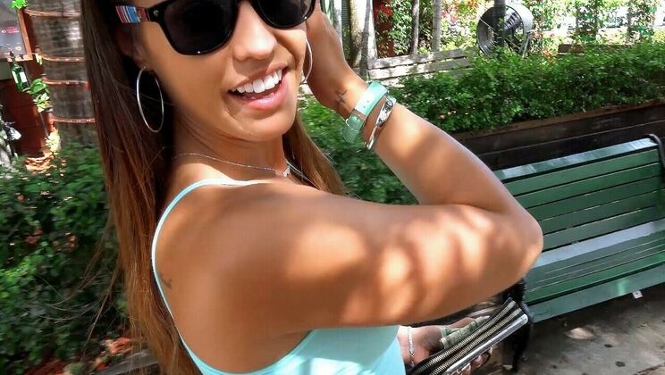 [PublicPickups] - Blonde Fucks Cameraman in POV - Kelsi Monroe - Brick Danger