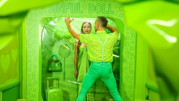 [SinfulXXX] - Hardcore Pussy Licking with Brunette Angelica