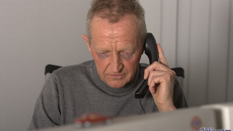 [Oldje] - Sunny Jay's Blowjob Skills on Display - Doug - Sunny Jay