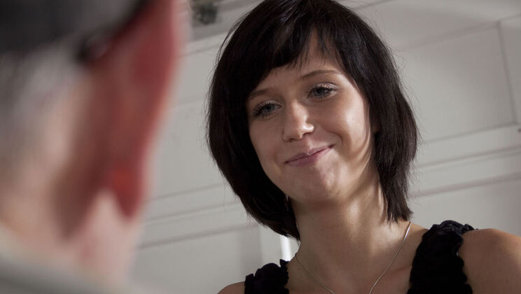 [Oldje] - Brunette with Short Hair in Sex - Adam - Denia