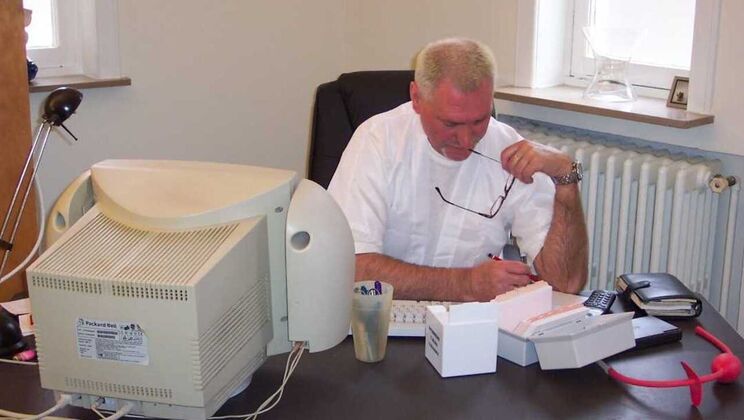 [Oldje] - Pitton Gets a Deepthroat from Blonde Zafira - Zafira - Pitton