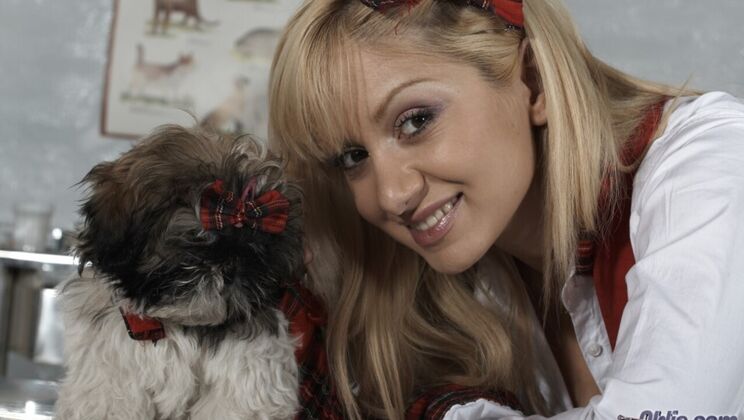 [Oldje] - Cum Swallowing, Sock Wearing - Lea Lexis - Blake