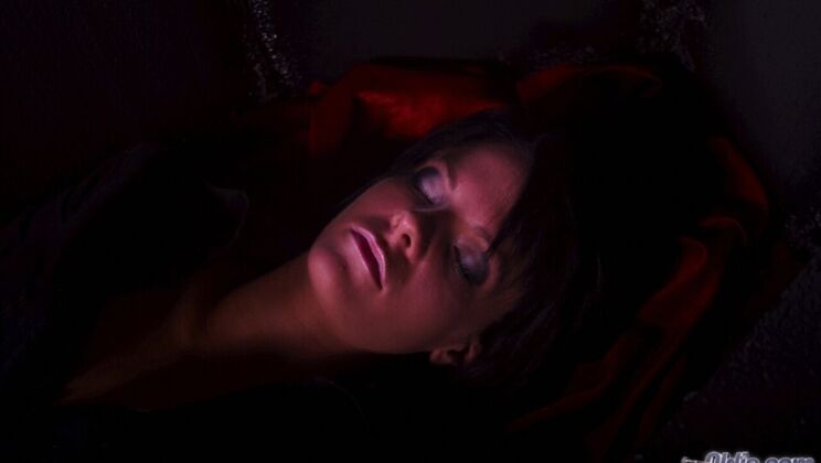 [Oldje] - Brunette Aliz Gets Facial Cum! - Aliz - Sergio