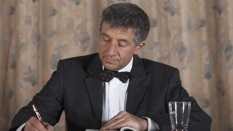 [Oldje] - Sexy Striptease and Kissing in Examination Day - Andre - Baby Silver