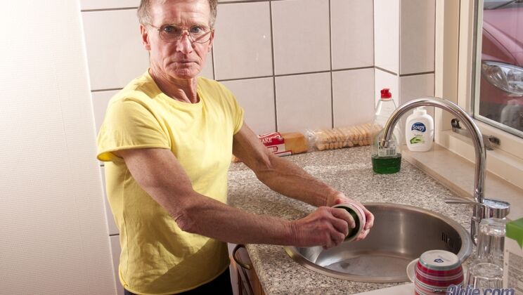 [Oldje] - The Kitchen Kissing Bandits: Denise Sky and John - John - Denise Sky