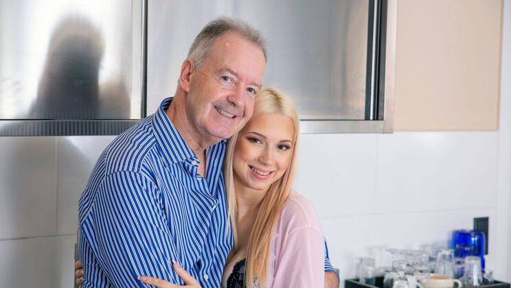 [Oldje] - Old Man Boris Fucks Young Blonde Roxy