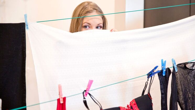 [Oldje] - Cum Swallowing with Alessandra - Alessandra Jane - Woody