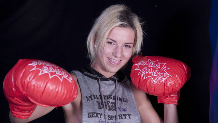 [Oldje] - Gabrielle's Anal Adventures with Hugh - Hugh - Gabrielle Hell