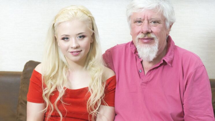 [Oldje] - Massage Ends in Cum Swallowing Blowjob - Nigel - Anna Ray