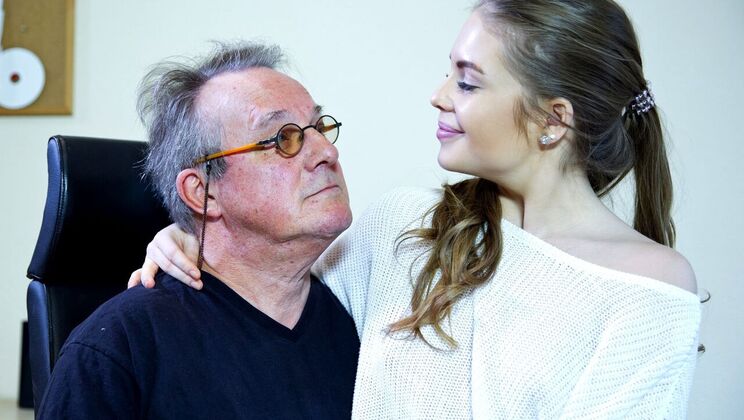 [Oldje] - Cum Swallowing and More: Alessandra Jane's Skills - Alessandra Jane - Harry