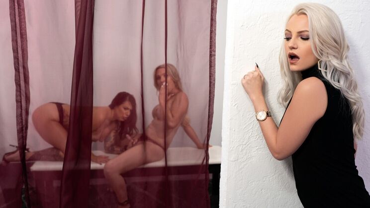 Pussy Licking Pleasure with Shemale Loveliness