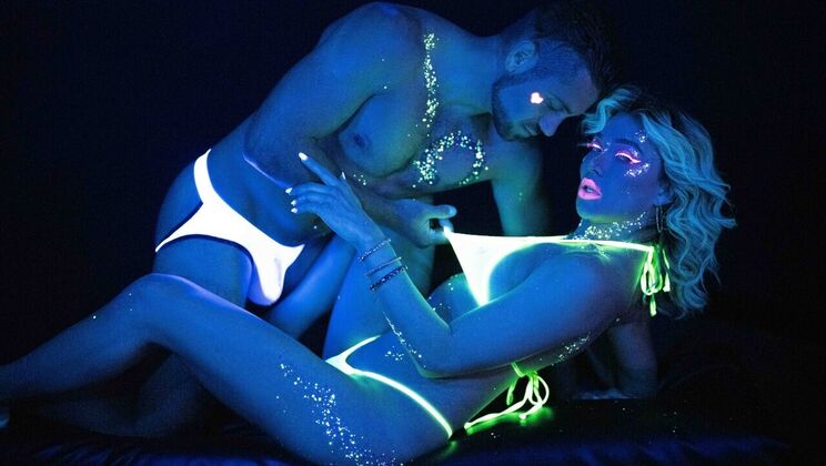 [TransAngels] - Athletic Build Fucks Booty - Dante Colle - Emma Rose