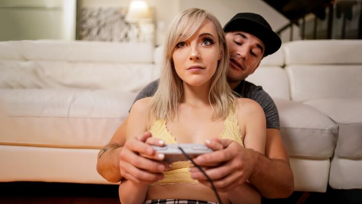 [RealityJunkies] - Pussy Licking and Ass Licking in One Hot Scene - Nathan Bronson - Jamie Jett