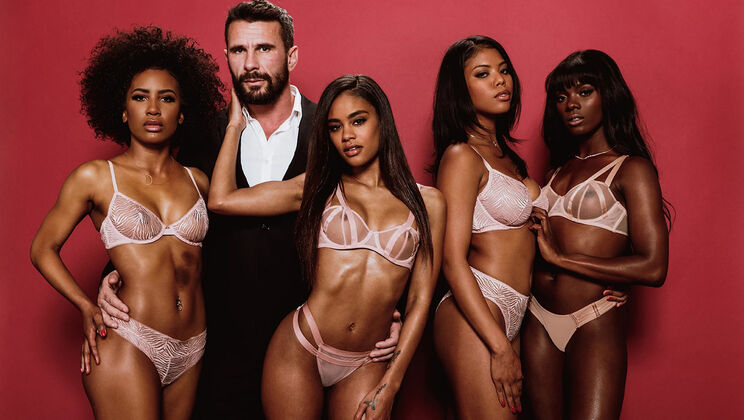 [Deeper] - Group Sex with Ebony Lovelies - Demi Sutra - Ana Foxxx - Nia Nacci - Manuel Ferrara - Scarlit Scandal