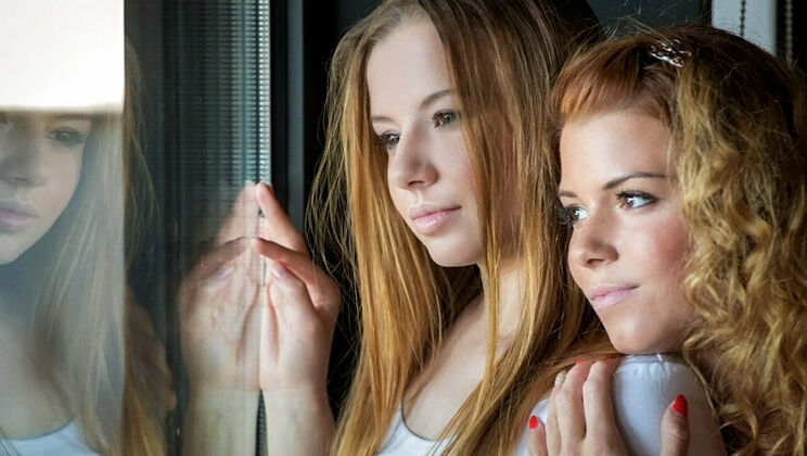 [SexArt] - Close Up to Beautiful Sex - Chrissy Fox - Olivia Grace - Matt Ice