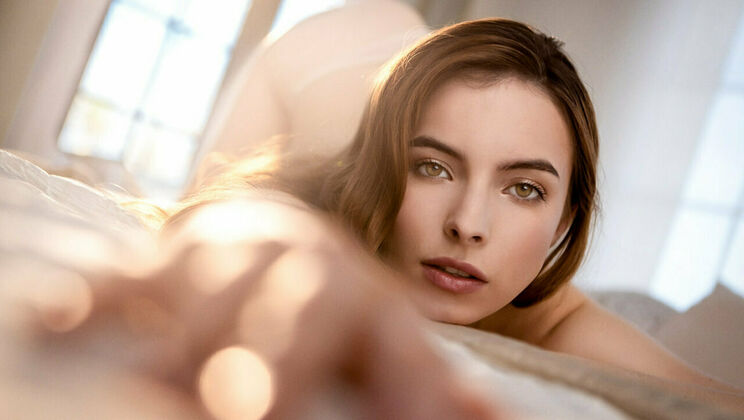 [SexArt] - Loren Sun's Shaved and Wet