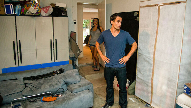 [PerfectFuckingStrangers] - Jenna Presley's Tattooed Body Gets Moving Guy Hard - Jenna Presley - Alan Stafford