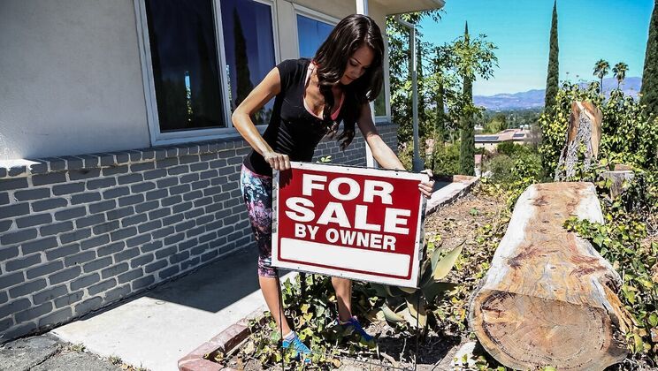 Asian Mila Castro's Sexy Blowjob