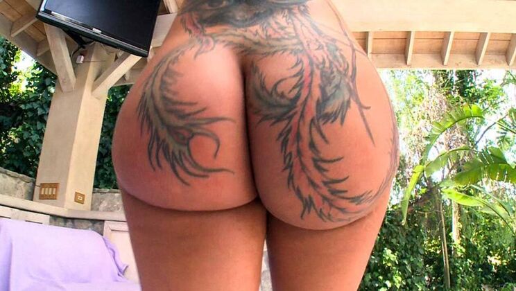 Cumshot Extravaganza with Bella Bellz