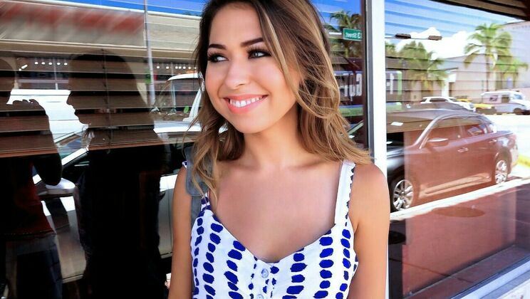 Melissa Moore Bangs Unknown Guy