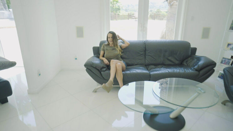 [PervMom] -  I Bowed to My Stepmom's Erotic Demands  - Wrex Oliver - Mckenzie Lee