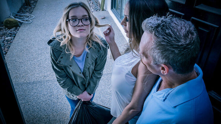 [FosterTapes] - Face Sitting Foster Mom Teaches Respect - Marcus London - Mckenzie Lee - Katie Kush