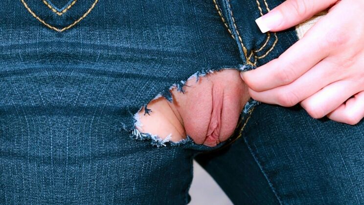 Kymberlee's Blowjob Adventure Begins