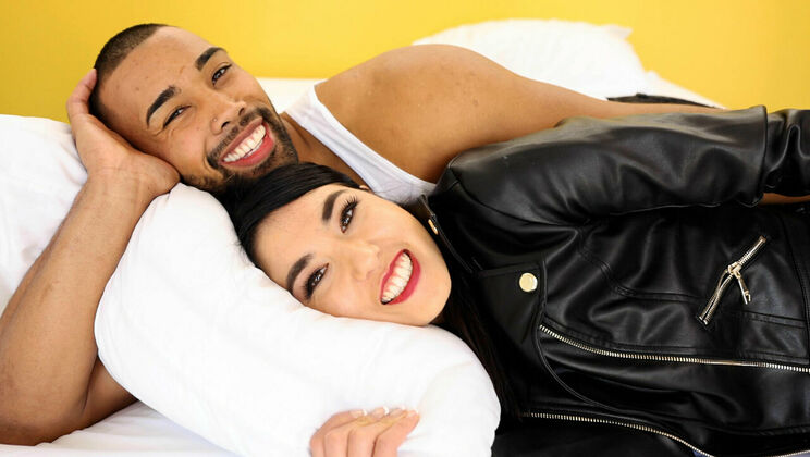 [HotGuysFuck] - Jaxson Briggs pounds Asian Mina Moon hard in interview - Mina Moon - Jaxson Briggs