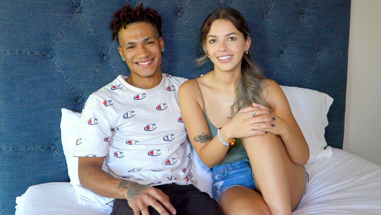 [HotGuysFuck] - Martavis Ray Springs a Big Cock Surprise on Bella Luna - Bella Luna - Martavis Ray