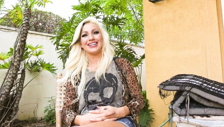 [AllGirlMassage] - Cameron Dee & Mercedes Carrera's Blonde & Latina Massage - Mercedes Carrera - Cameron Dee