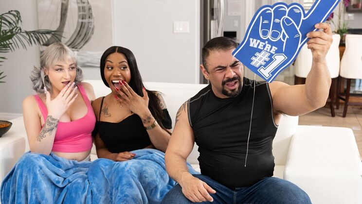 [TransAngels] - Ass Licking and Anal Creampies - Leilani Li - Haven Rose