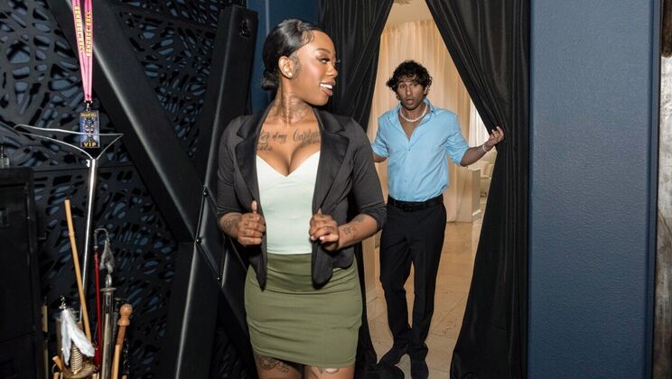 [LookAtHerNow] - Naughty Agent's Hidden Room - Baby Gemini - Zane Walker