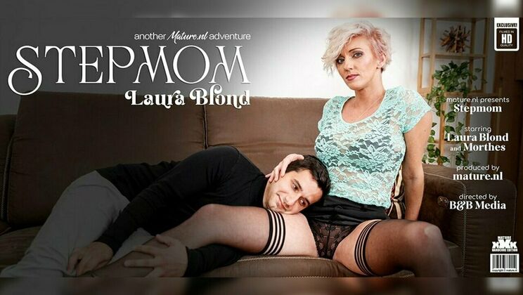 [Mature.nl] - Laura Blonde-stepmom Enjoying Pussy Licking