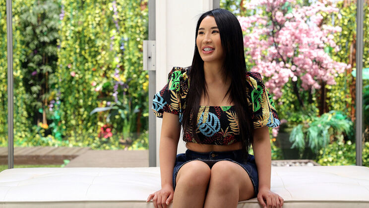 [CastingCouchHD] - Titty Fuck and Blowjob with Suki - Suki