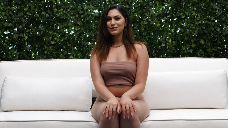 [NetVideoGirls] - Leyla's Hot Casting - Doggystyle and Cumshot - Leyla