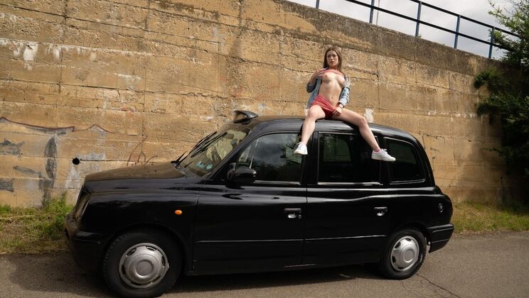 [FakeTaxi] - Wife Agrees to Outdoor Sexcapade - Agatha Shay