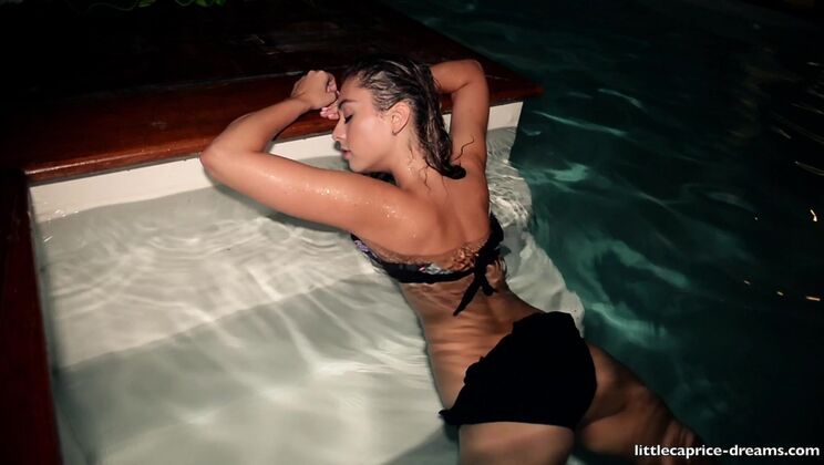 [CapriceDivas] - Skinny Sabrisse's Sensual Solo Session - Sabrisse