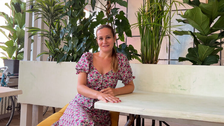 Domino & Serafina: Staff-Chosen Fling