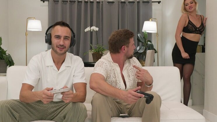 [PornWorld] - Cherry Kiss Gets DP'd by Two Big Cock Neighbors - Cherry Kiss - Milan - Vince Karter