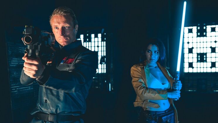 [DigitalPlayground] - European Babe Valentina Nappi Fucks in Bar - Blowjob, Cowgirl, Creampie - Valentina Nappi - Robby Apples