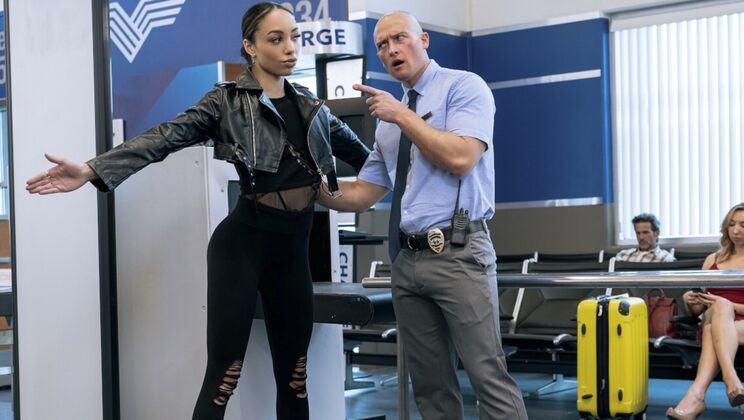 [DigitalPlayground] - Tattooed Alexis Tae Gets Fucked by Muscular Zac Wild - Zac Wild - Alexis Tae